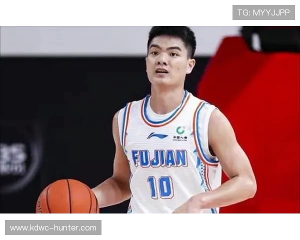 上海篮球队的转型之路:从传统强队到现代篮球的深度解析