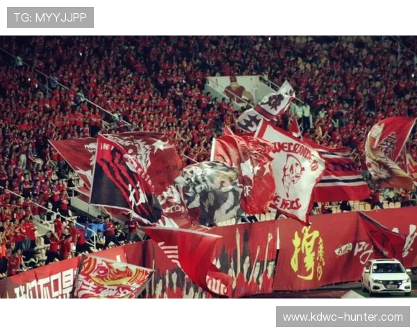 广州飞盘队在马拉松大满贯中的灵活性表现引发热议与关注